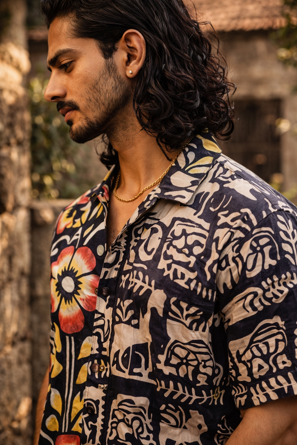 द्विरूप पुष्पचित्र पट्ट शर्ट (Dvirūpa Puṣpachitra Paṭṭa Shirt)